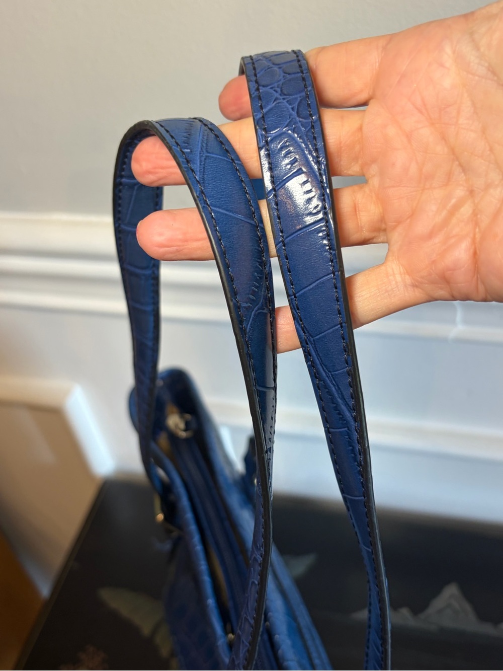 Giani Bernini Blue Croc-Textured Shoulder Tote - Picture 6 of 14
